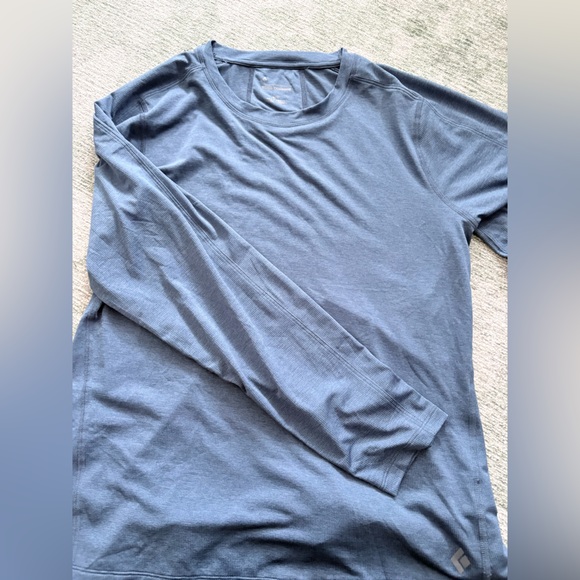 Black Diamond Women's Long-Sleeve Crew Tee base layer - Navy - Picture 4 of 8